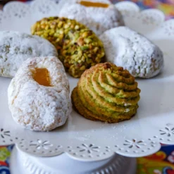 Alternative view of Pâtes d'amandes à la pistache, boite de 280 gr