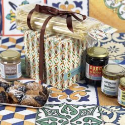 Alternative view of Box Voyage Gourmand Taormina, mer et monts