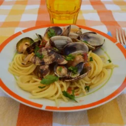 Alternative view of Sauce aux Palourdes